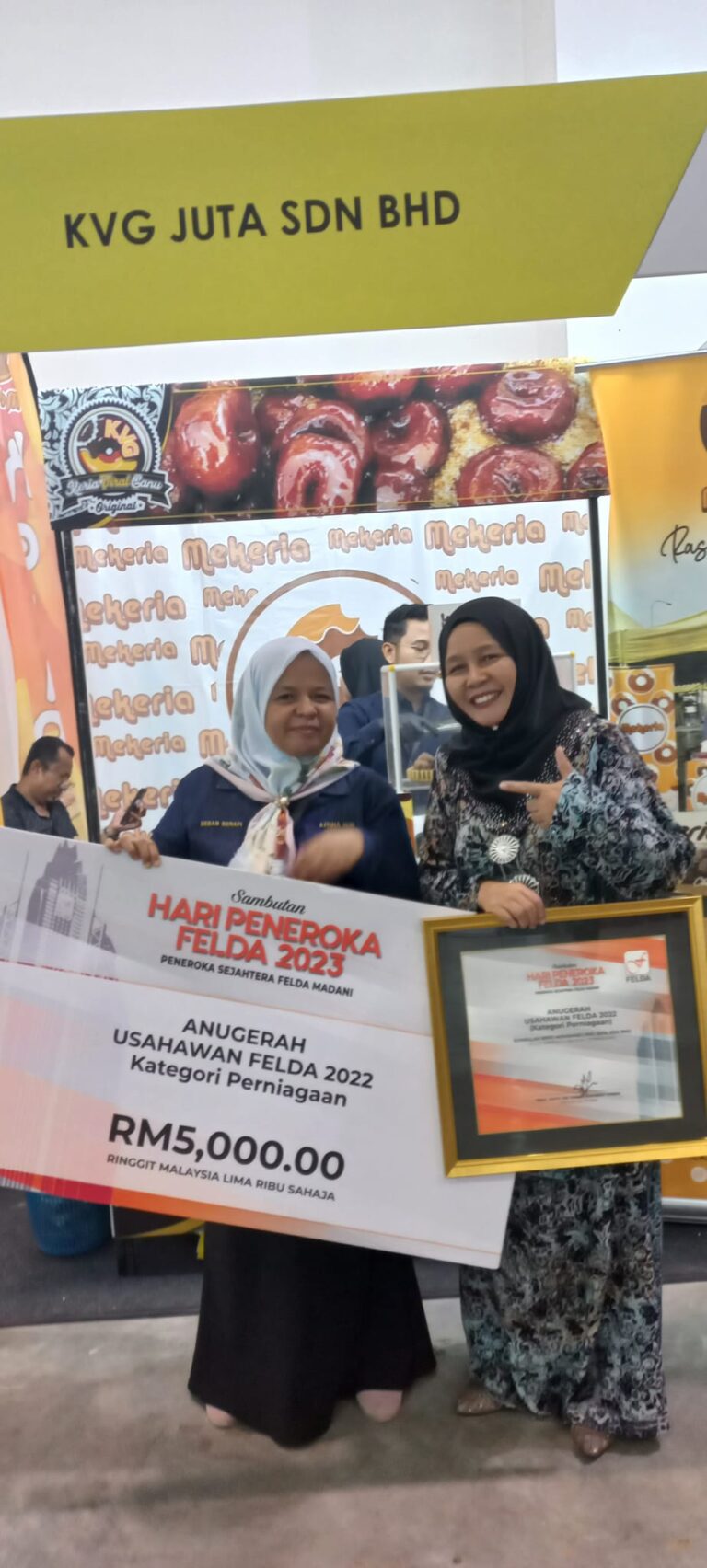 Kak ina anugerah usahawan felda 2023